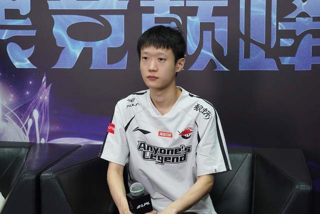 DG, 对于AL与, 战WBG