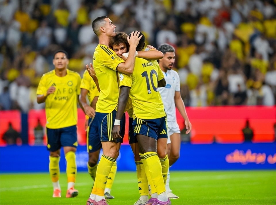 TaqJk, 下半场回来, 菲利克斯补 TaqJk, 下半场回来, 菲利克斯补