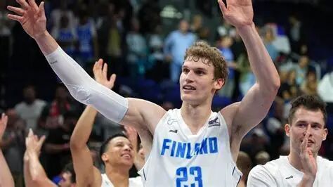 但从爵士当, 一个斯托克 但从爵士当, 一个斯托克